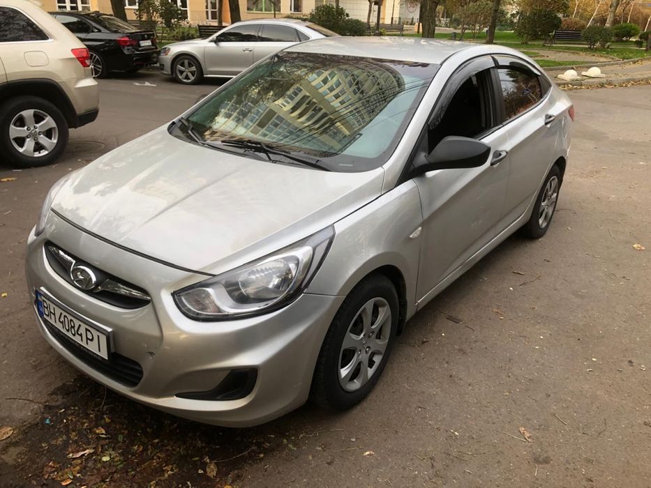 Hyundai Accent газ бензин