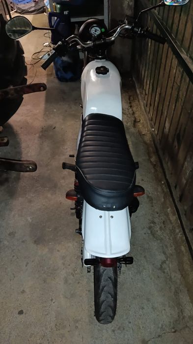 Honda CB / CG 125 Customizada (Estilo Scrambler / Cafe Racer)