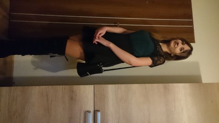 Czarna rozkloszowana spódnica S Stan idealny!