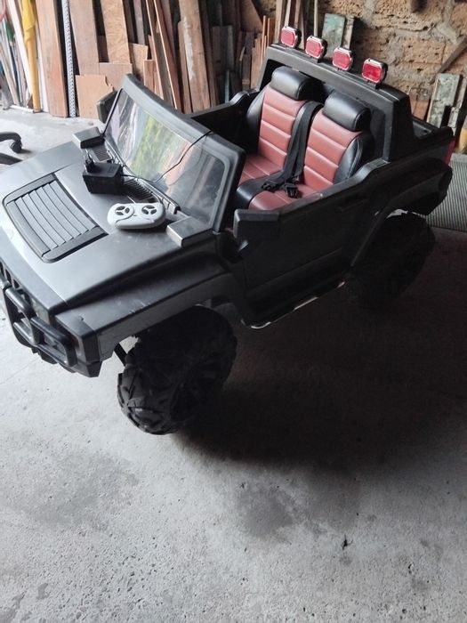 Дитячий електромобіль Хаммер