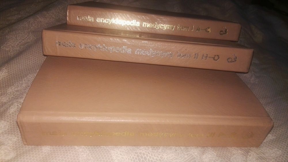 Mała encyklopedia medycyny I, II, III