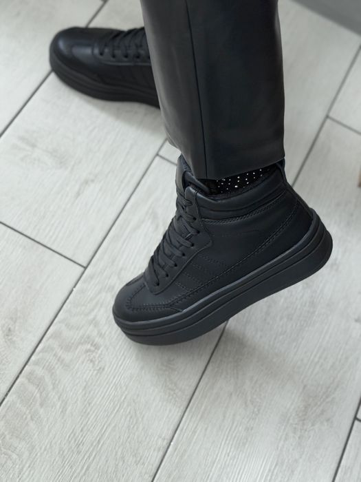 Кросівки зимові високі шкіряні