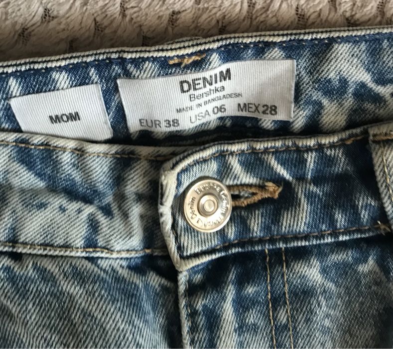 mom jeans, wysoki stan