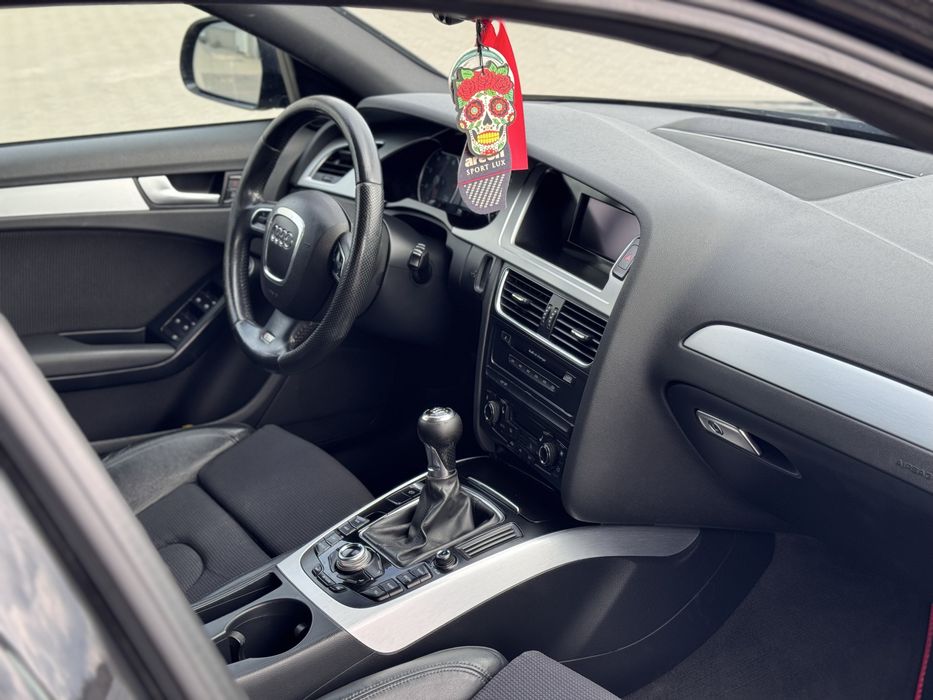 Audi A4B8 2.0TFSI 211koni