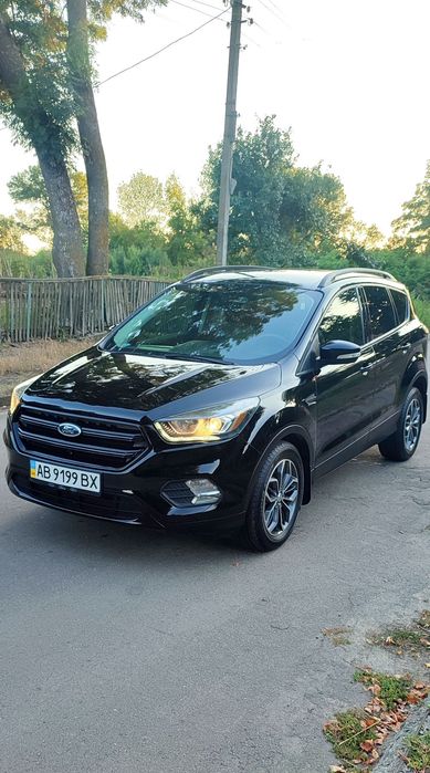 Продам Ford Escape