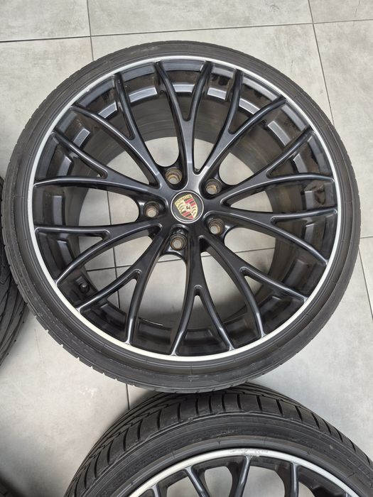 Jantes Porsche 19 5x130 com pneus