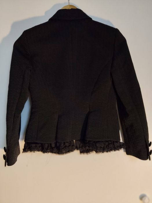 Lindo Fato Preto da Saia e Casaco RED Valentino