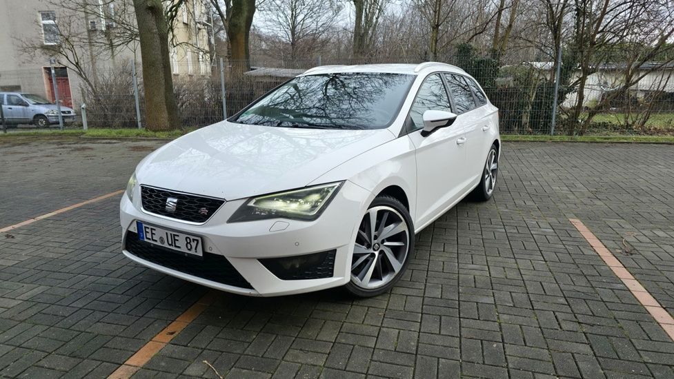 Seat Leon FR Full LED Nawigacja Czujniki Parkowania Serwisowany ALU Zadbany
