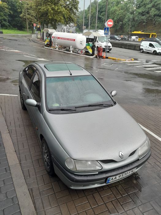 Рено Лагуна avtomat
