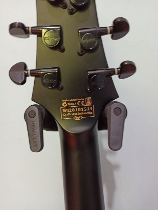 Schecter Damien 6 SBK