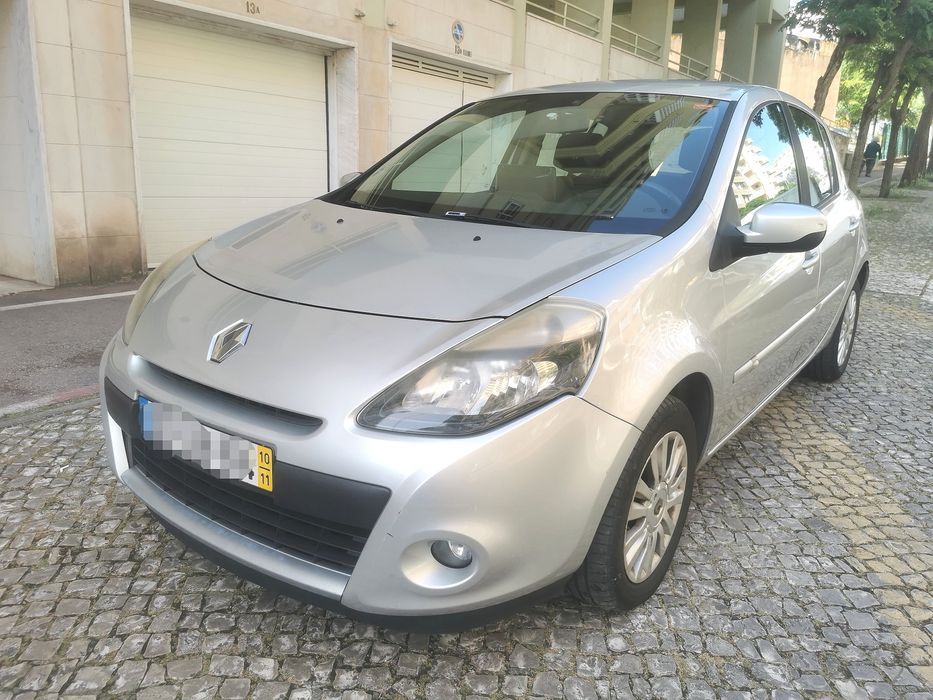 Renault Clio 1.5dci de 2010(Com Auto Rádio Android)