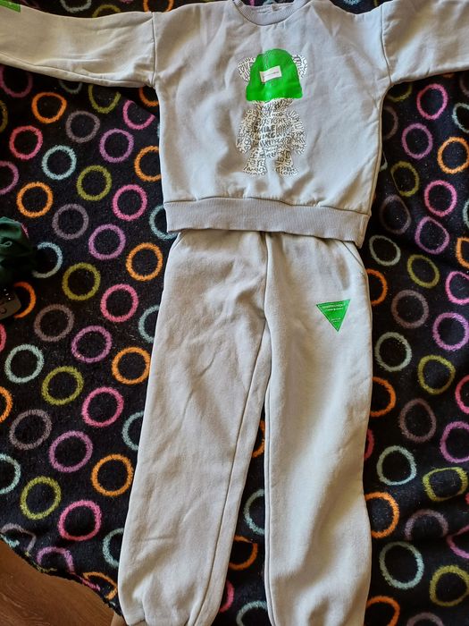 Віддам костюмчик +реглан на хлопчика