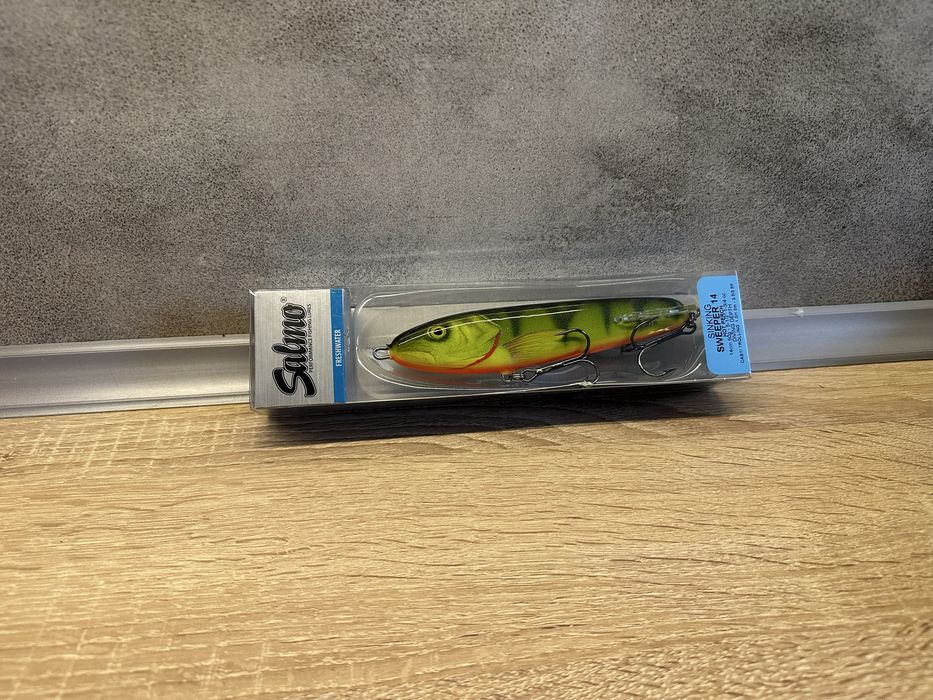 Salmo sweeper 14 cm hot perch