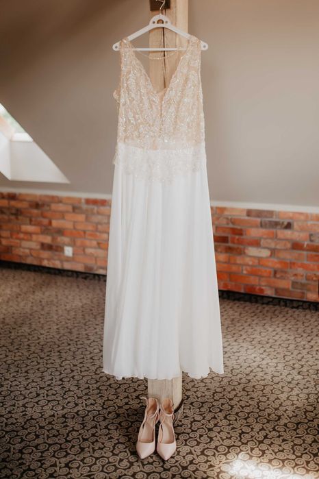 Piękna suknia ślubna