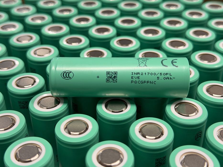 Оригінальні акумулятори EVE 21700-50PL 5000mAh 125A Grade A (2026 р.)