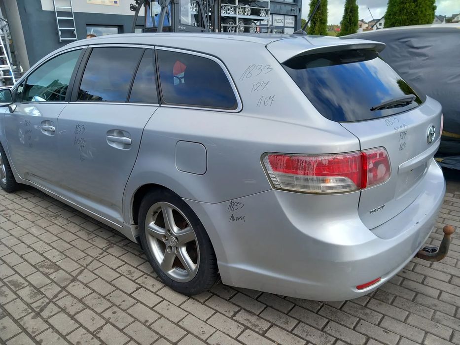 TOYOTA AVENSIS T27 BŁOTNIK LEWY TYLNY LEWY TYŁ ĆWIARA ĆWIARTKA  KOLOR: 1F7