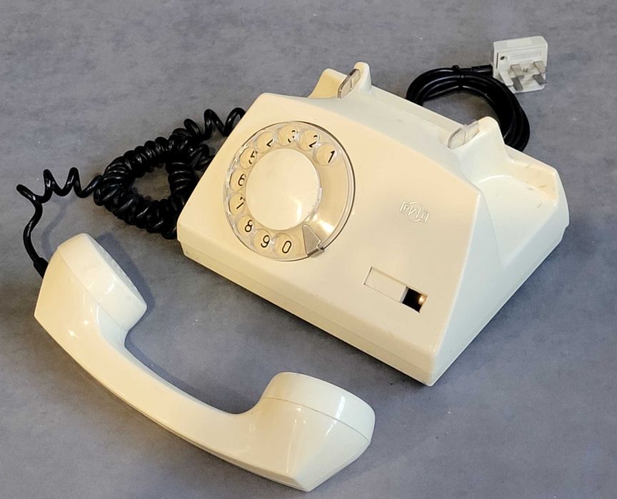 Telefon RWT Aster bażowy.