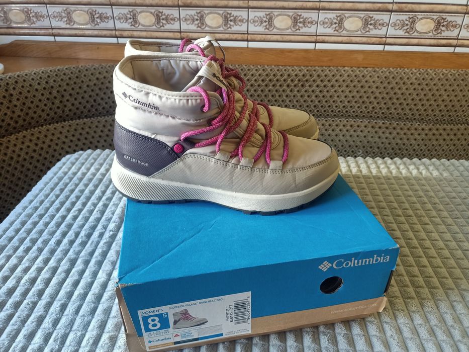 Зимові черевики Columbia Village 39 розмір