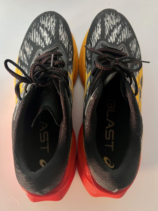 Sapatilhas de corrida Asics Novablast3