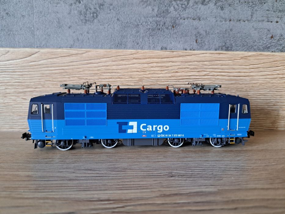 Lokomotywa 372 roco H0