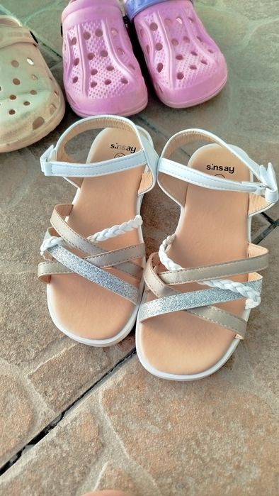Босоніжки sinsay для дівчинки 32 розмір крокси