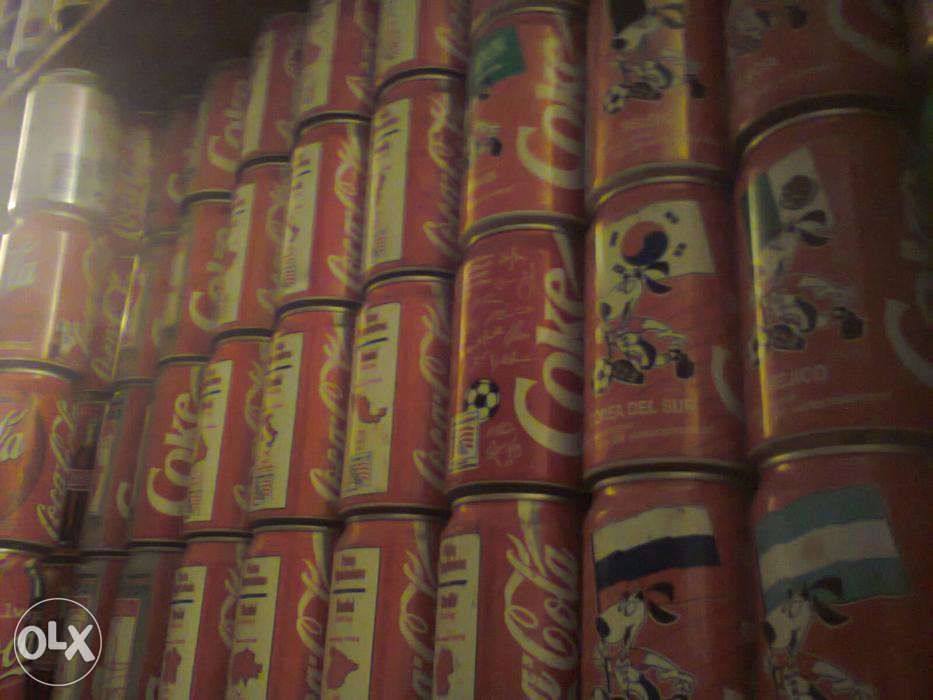 colecção 210 latas só coca-cola