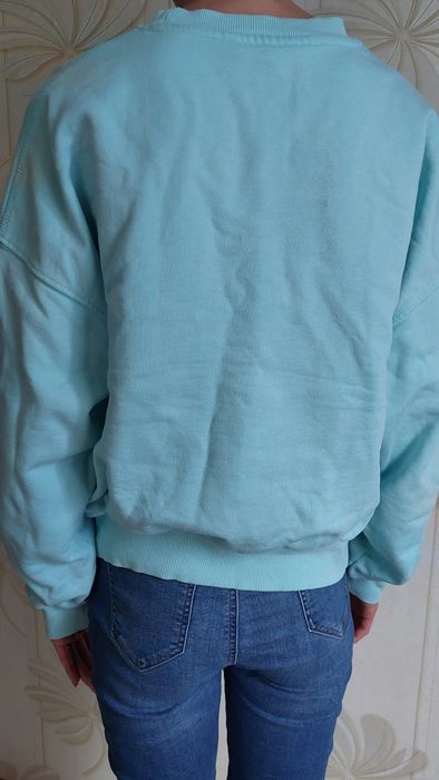 Miętowa bluza bez kaptura