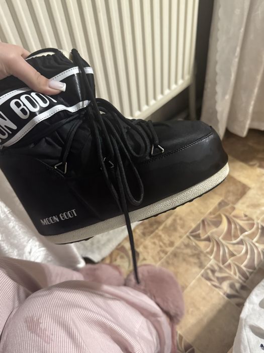 Moonboot black..