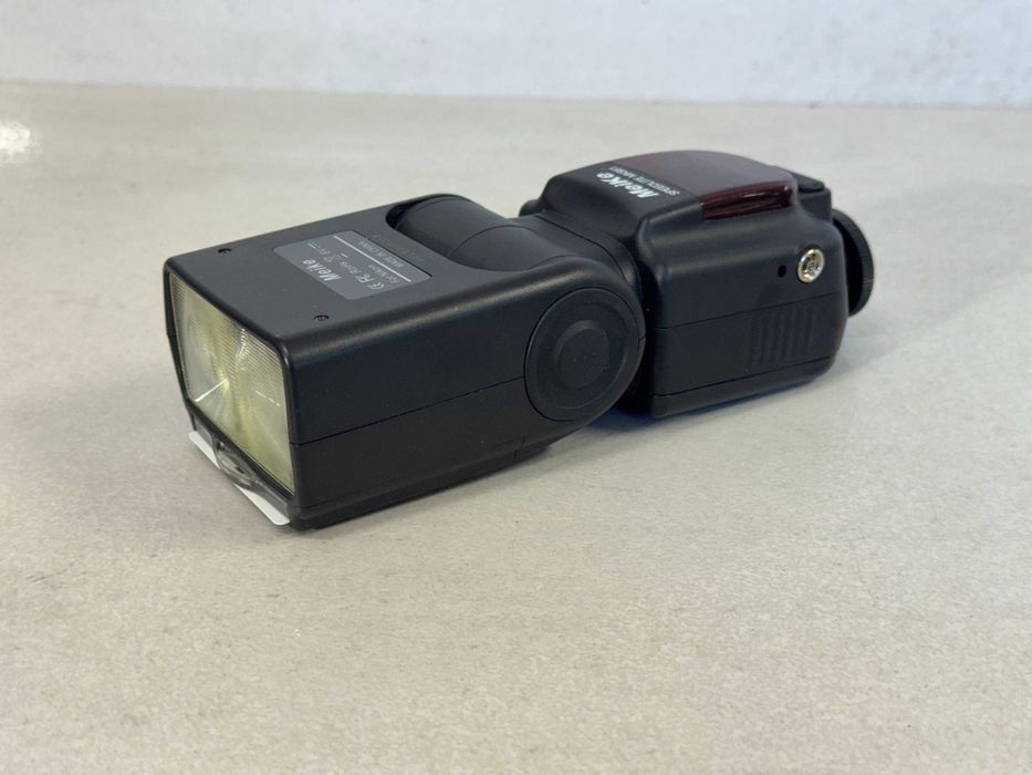 MeiKe MK951 Lampa błyskowa Nikon