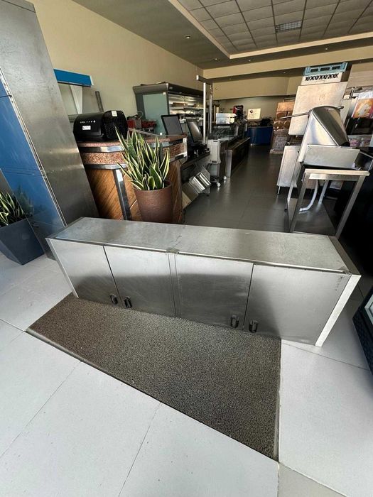 ARMÁRIO SUSPENSO EM AÇO INOX - Ocasião