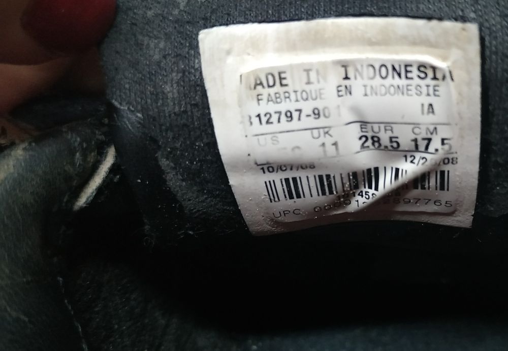 Кроссовки Nike стелька 17.5 см (EUR 28.5)