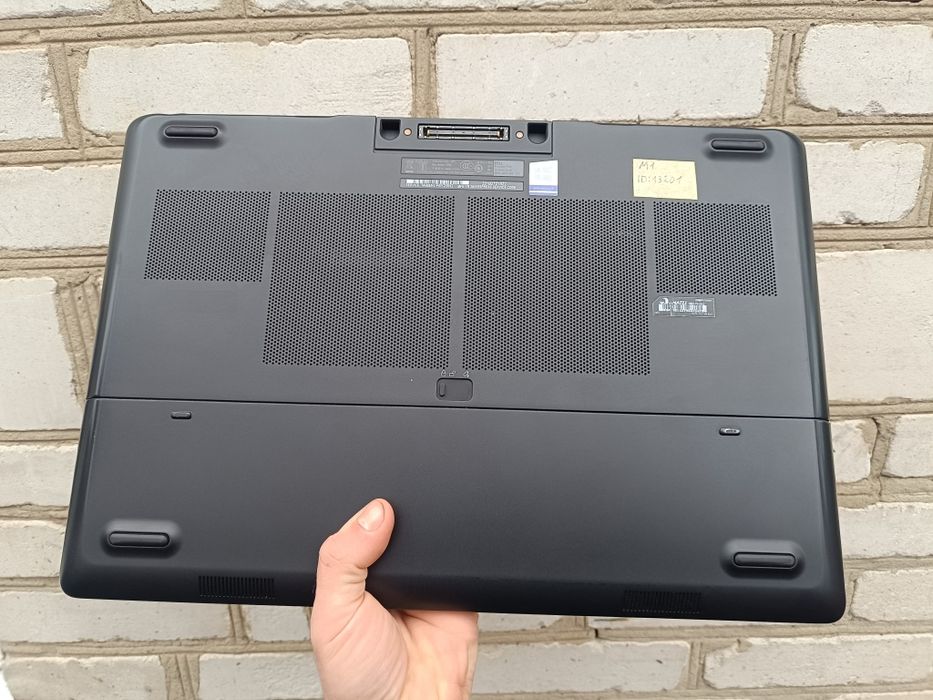 Як новий, Ігровий ноутбук DELL (i7 7820HQ/32/512+1000/P3000 6GB)