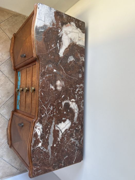 Komoda w stylu art déco