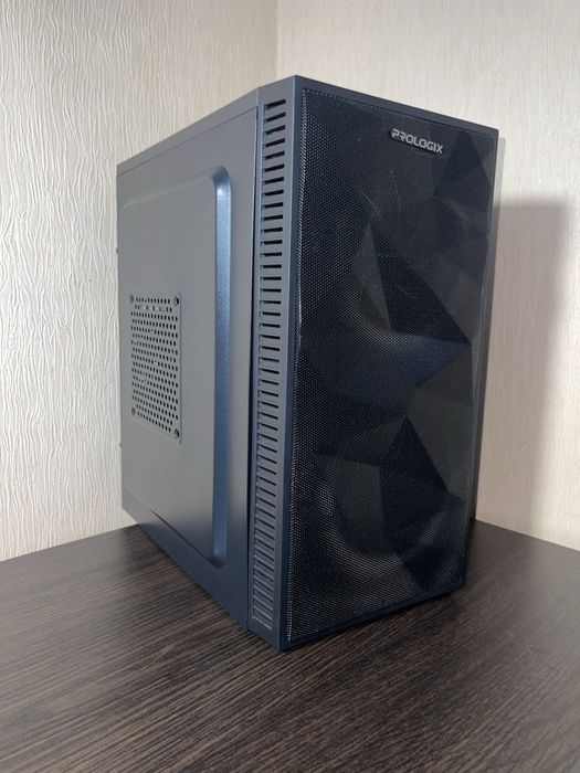 Игровой ПК Xeon E5-2650 v2 / RX 570 4GB / 32GB DDR3 / SSD 256GB