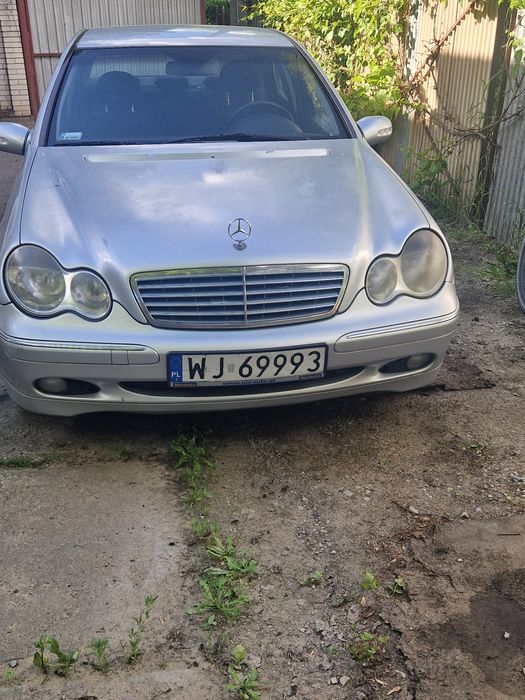 Mercedes  2002 rok