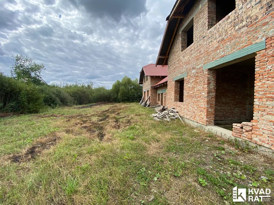 Продаж дуплекс в Богородчанах