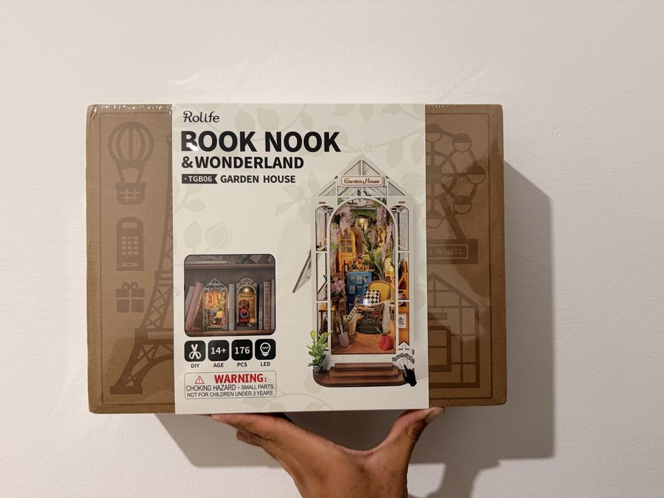 Rolife Maquete para livros  Book Nook & Wonderland “Garden House” TGB06