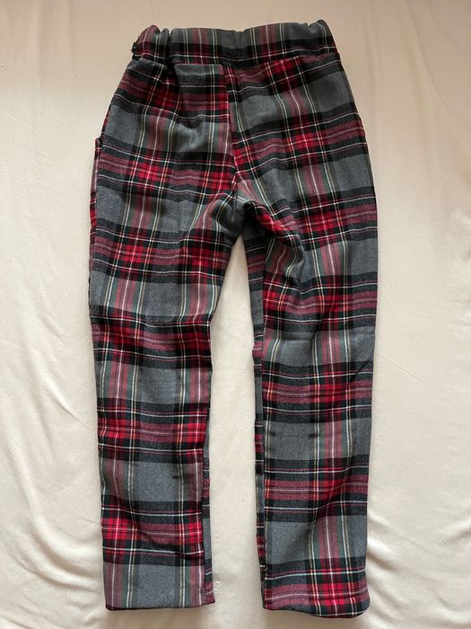 Spodnie w kratkę dla dziewczynki r. 122
