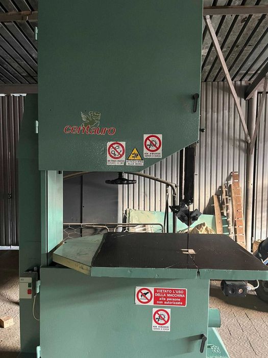 Верстат стрічкопильний  вертикальний (лобзик