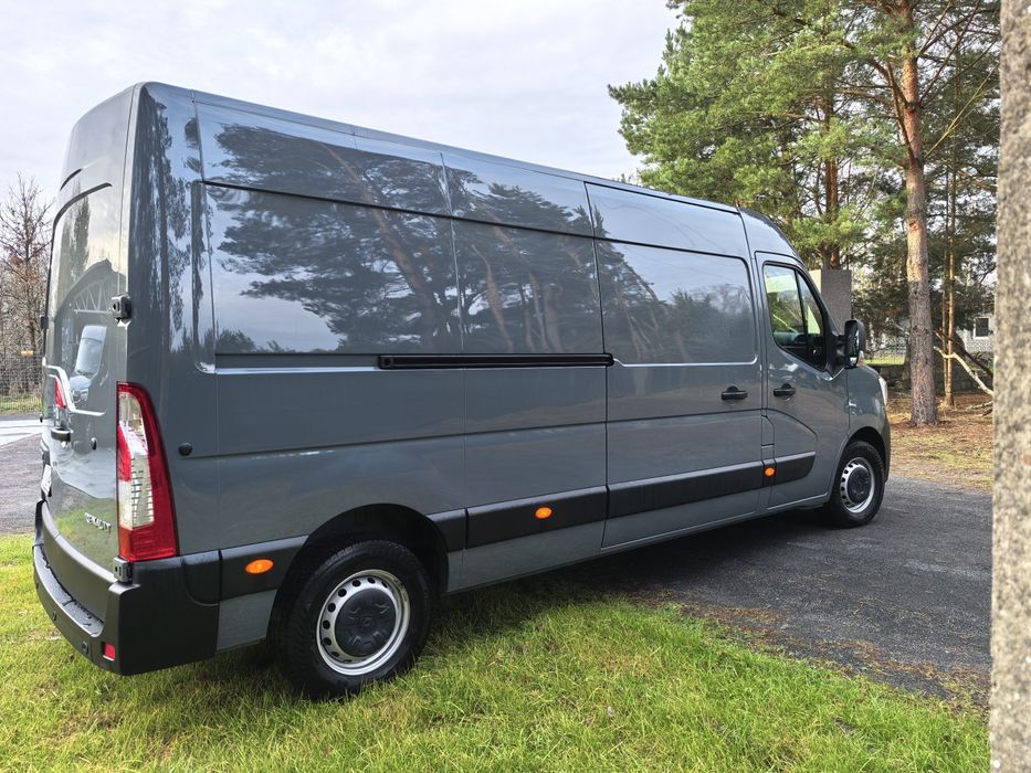 Вантажний автомобіль Renault Master L3H2 2023 рік випуску