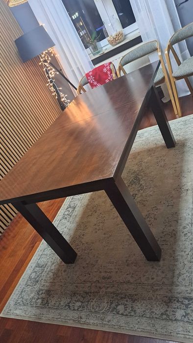 Stol rozkladany drewniany. Lite drewno