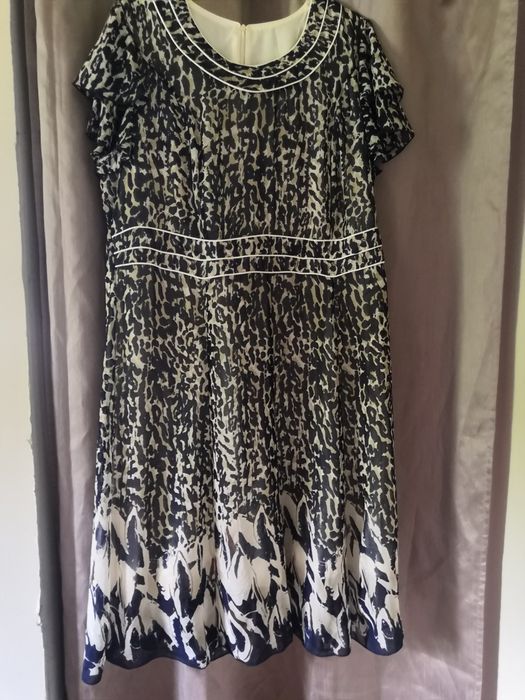 Długa sukienka damska. Założona dwa razy