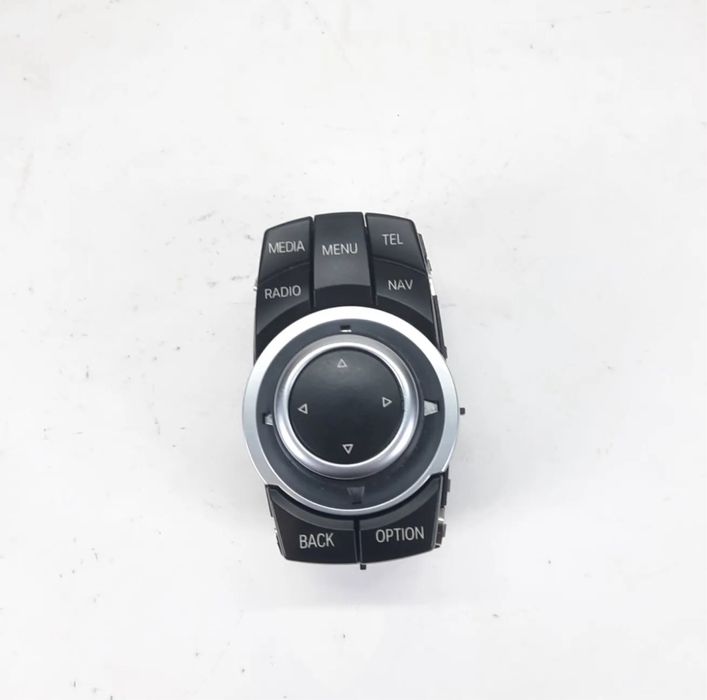 iDrive BMW E90 E91 E92 E60 E61 E63 E64421369128734566400