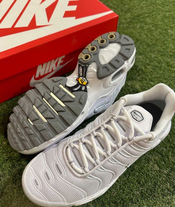 NIKE AIR MAX PLUS cale White meskie obuwie TN R.38