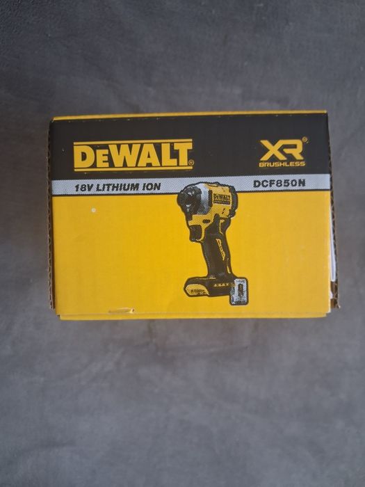 Zakrętarka udarowa DeWalt 18V DCF850N