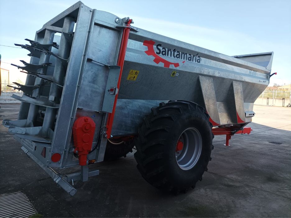 Reboque Espalhador de Estrume-Santamaria H135-Galvanizado-12t / 14m3