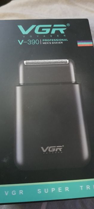 Продам новую аккумуляторную бритву