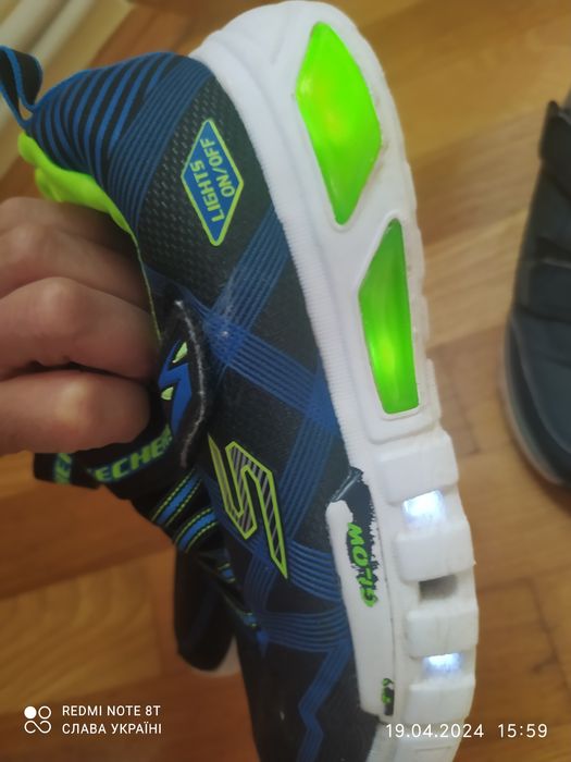 Кросівки 33 20  Skechers kangoroos