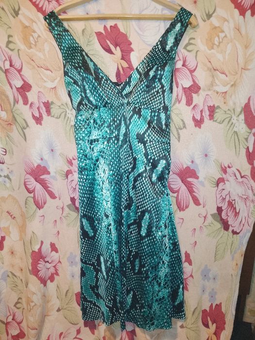 Продам красивый сарафан.