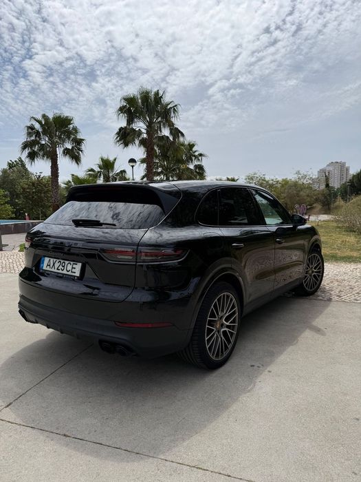 Porsche Cayenne E-Hybrid Platinum Edition